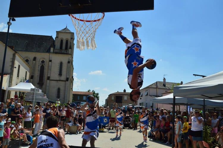Basket acrobatique Barjots dunkers