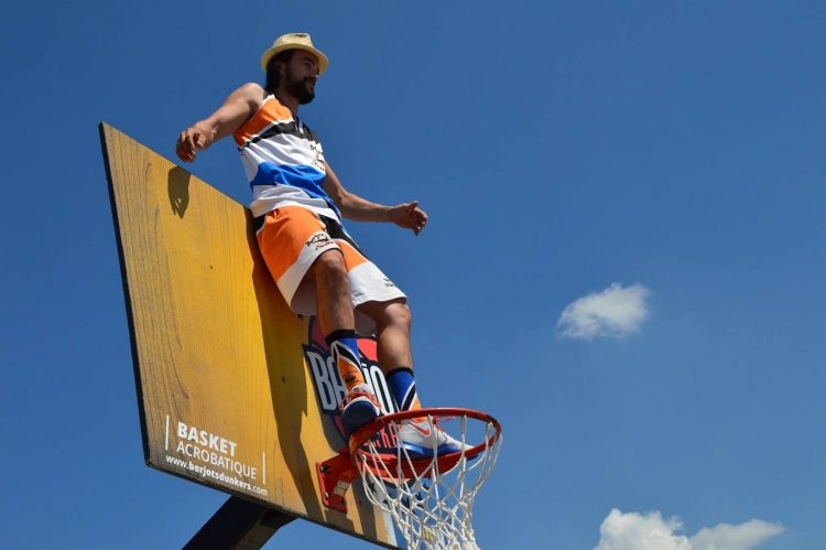 Barjots dunkers 2018 La troupe de basket acrobatique en France