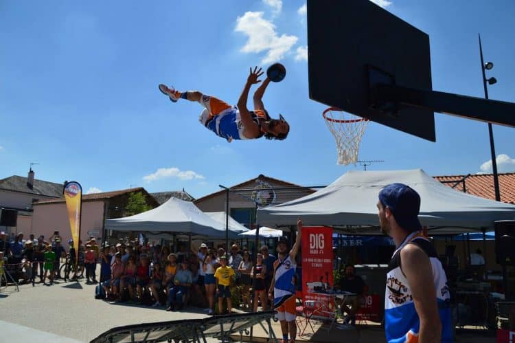 Basket acrobatique Barjots dunkers