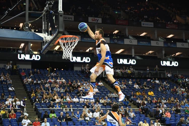 BBL PLAYOFF acrobatic basketball