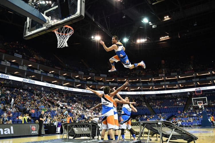 BBL PLAYOFF acrobatic basketball