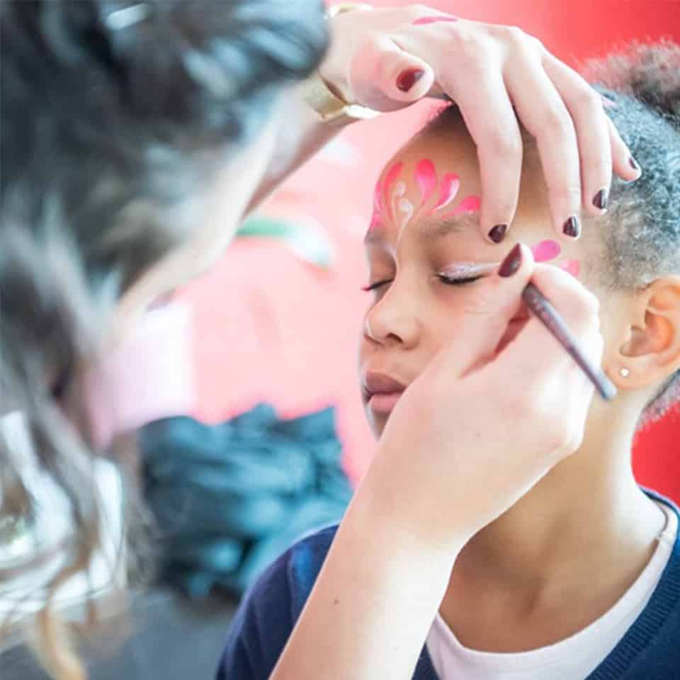 Maquillage-artistique barjots production