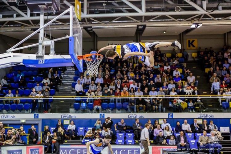 paris levallois dunk