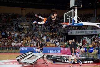 Photo du match de qualification France Hongrie le 4 juillet 2022 au Vendéspace, spectacle Barjots Dunkers