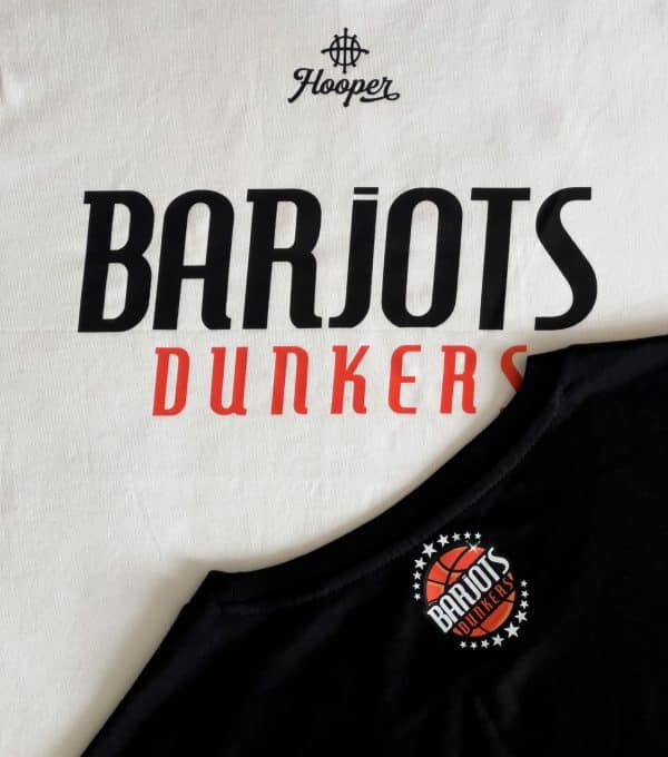 Photo nouveau tshirt Dunkers noir et blanc, zoom sur le flocage avant et arrière