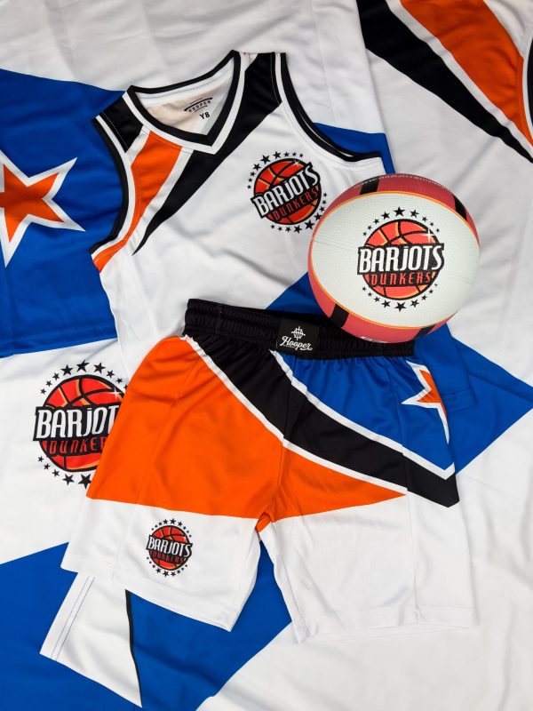 Photos Maillot et short Barjots Dunkers pour la boutique du site